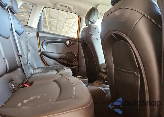 WMWXU1C59J2F79110: 75612165