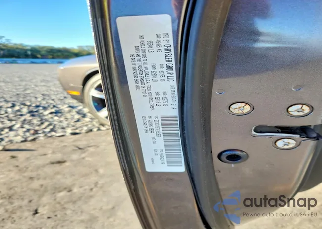 2C3CDYBT4EH218599: 76122055