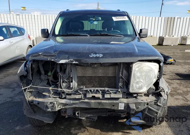 1C4PJMAK7CW202273: 79042095