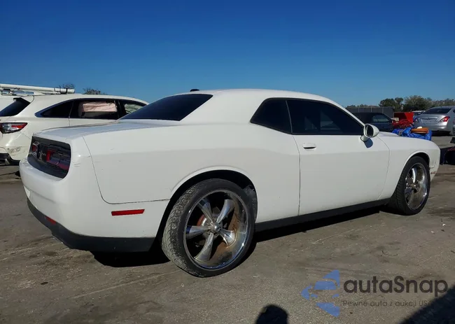 2C3CDZAG6HH651582: 76142425