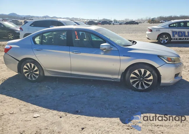 1HGCR6F55EA003648: 77358545