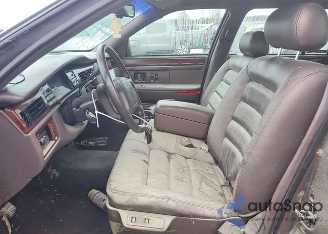 1G6KD52B4SU284644: 77961705