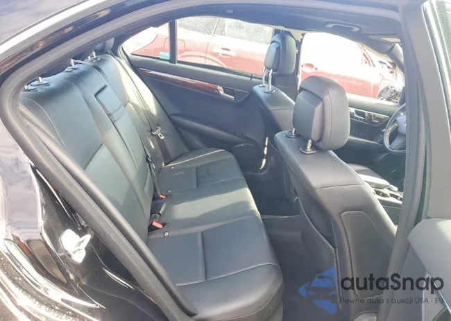 WDDGF81X19R075585: 76929705