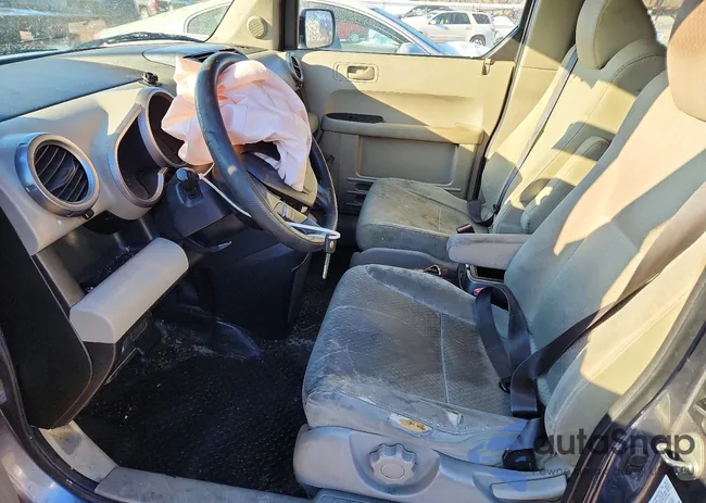 5J6YH2H72AL004411: 76259205