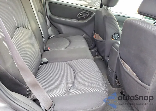 4F2CZ94156KM00787: 76833865