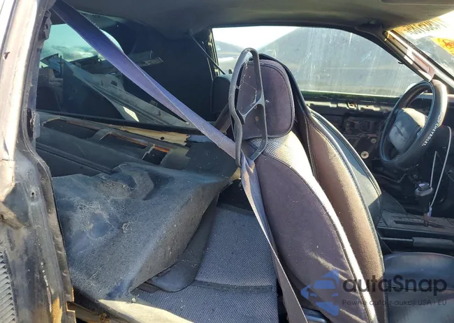 1G1FP23E5ML129597: 74935185