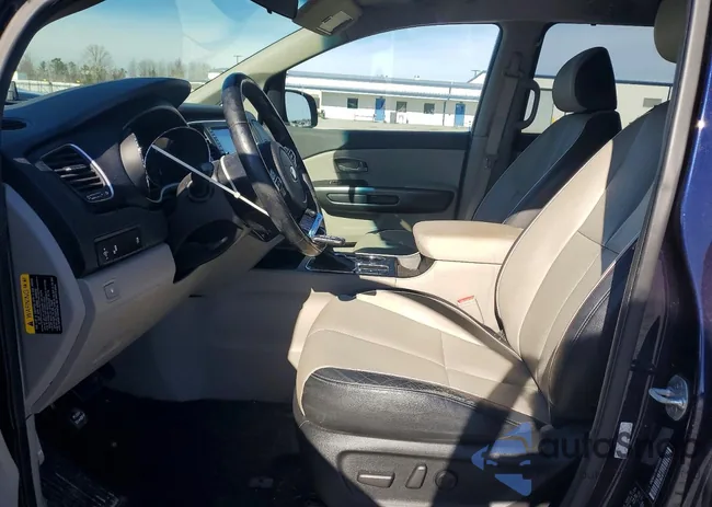 KNDMB5C18K6539818: 77866765