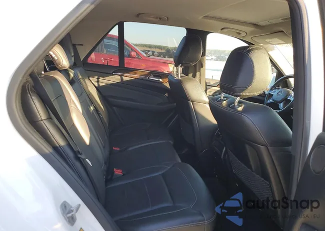 4JGDA5HB1EA371392: 76769815