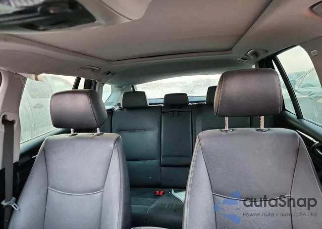 5UXWX9C38H0T23609: 77376935