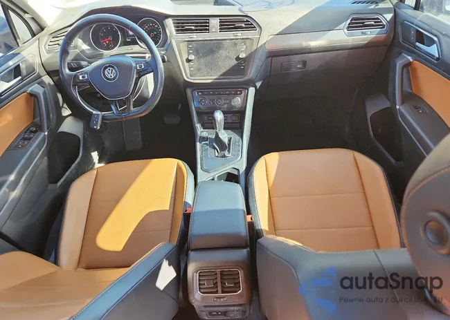 3VV3B7AX9JM190196: 76049655