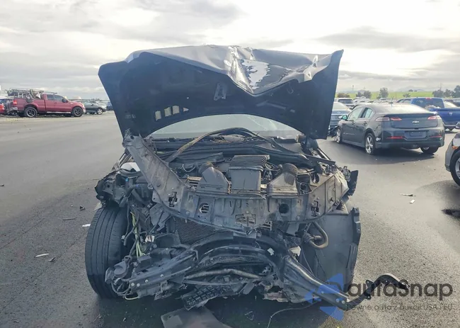 4JGDF2EE9GA657797: 77931585