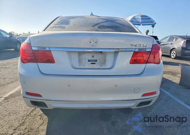 WBAKB4C52CC576903: 76164075