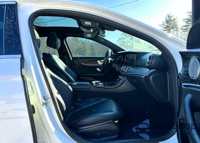 WDDZF4KB7HA162053: 79046605