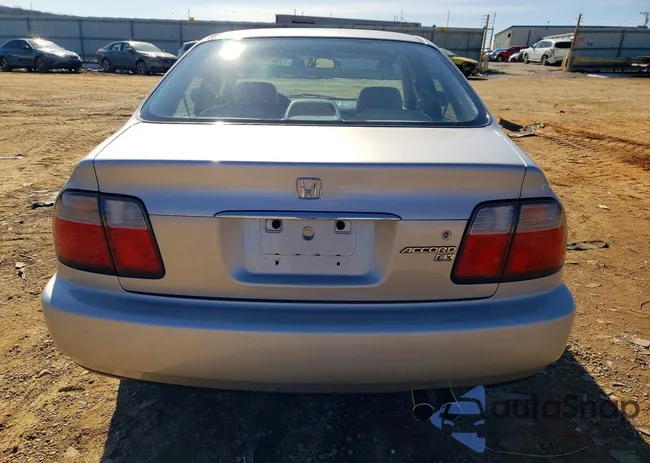 1HGCD5668TA091481: 77567455