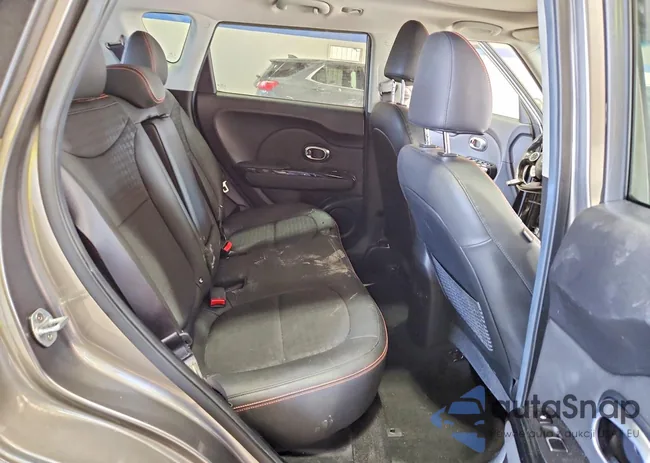 KNDJX3AA3K7647480: 76940885