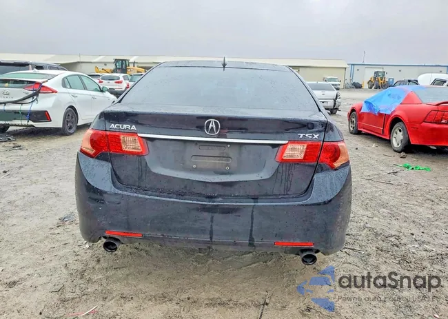 JH4CU2F68BC015418: 76024305