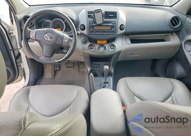 2T3YF4DV8CW133880: 76617185