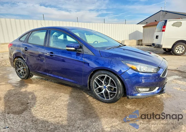 1FADP3H2XHL220153: 77716495