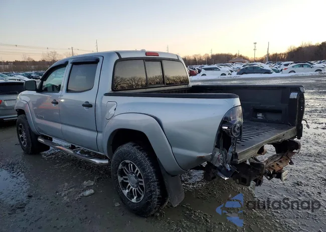 3TMLU42N89M031203: 77352805