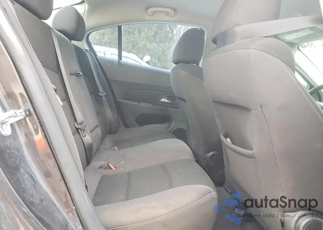 1G1PC5SB7F7238955: 76268845