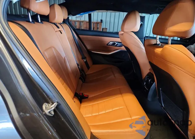 3MW5R1J07M8C16632: 76797035