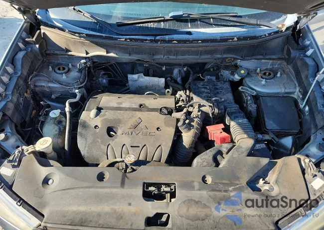 4A4AP3AU2EE028243: 76840115