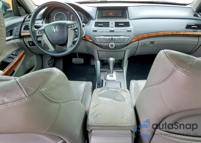 1HGCP3F82CA007068: 77298675