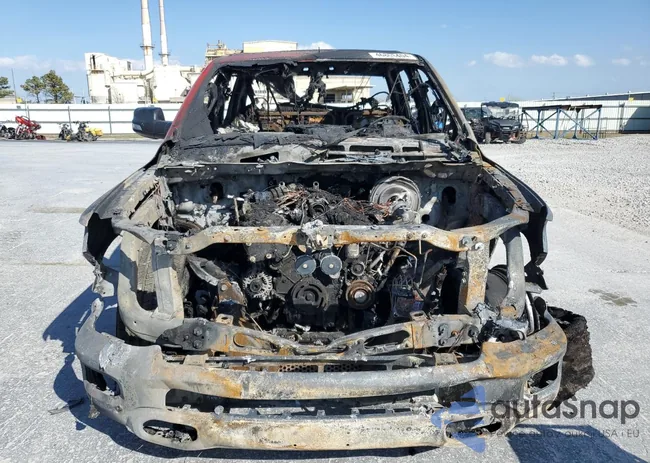 1C6SRFFM2NN240048: 52688404