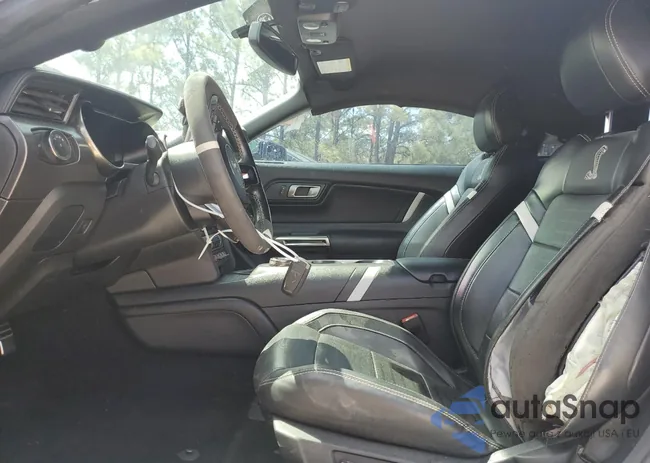 1FA6P8SJ8L5504495: 49640865