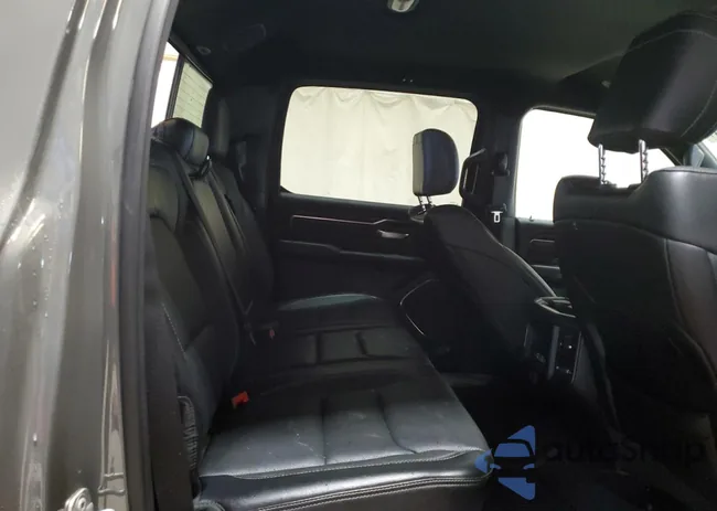 1C6SRFLT7PN670947: 71454064