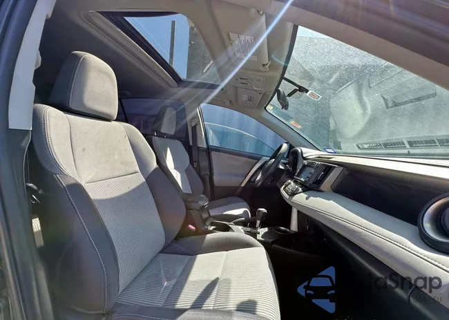 2T3WFREV0EW097933: 48829215