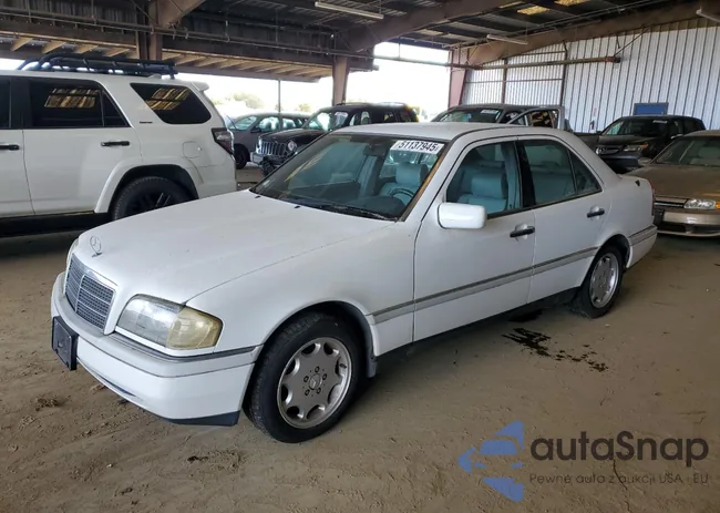 WDBHA22E7RF004365: 51137945