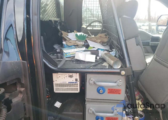 1FT7X2B62JEC68396: 47301645