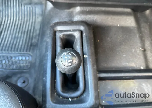 3C7WRTCLXLG279872: 50193635