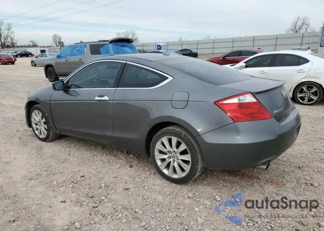 1HGCS22808A001565: 48734575