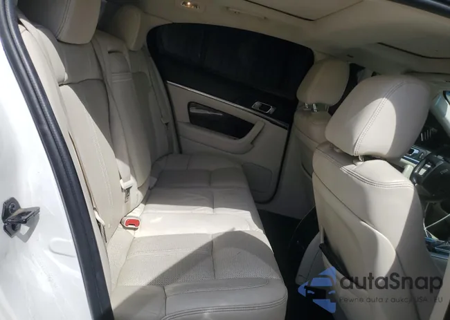 1LNHL9FT0AG616527: 51182185