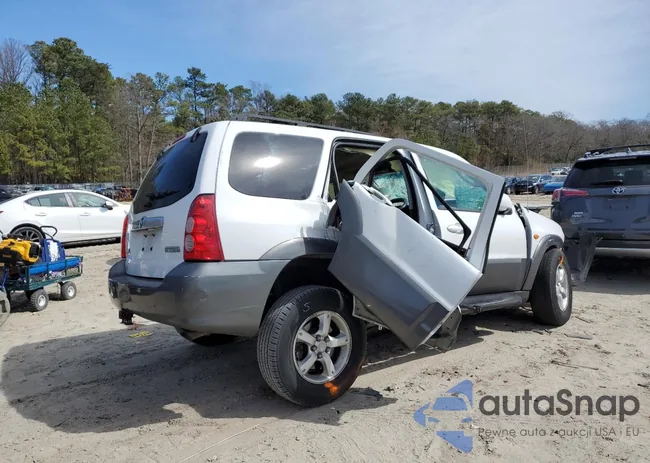 4F2CZ04195KM10622: 48564355