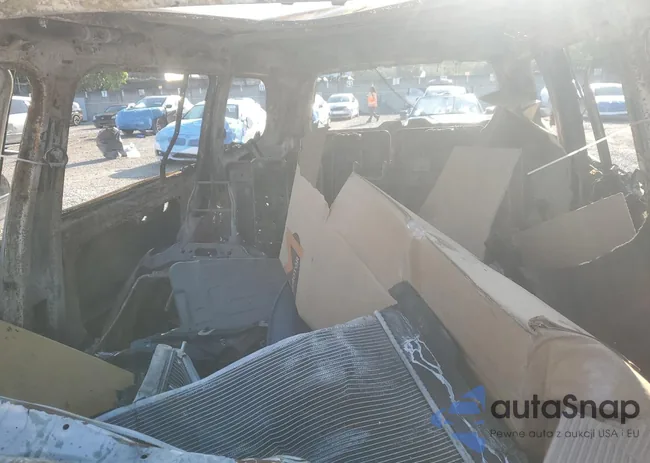 4JGDF6EEXGA696485: 50024975