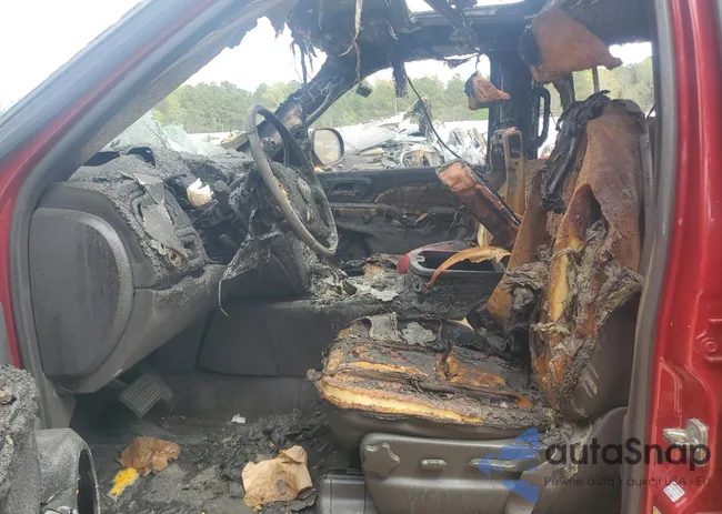 1GNSCBE05DR182873: 50403105