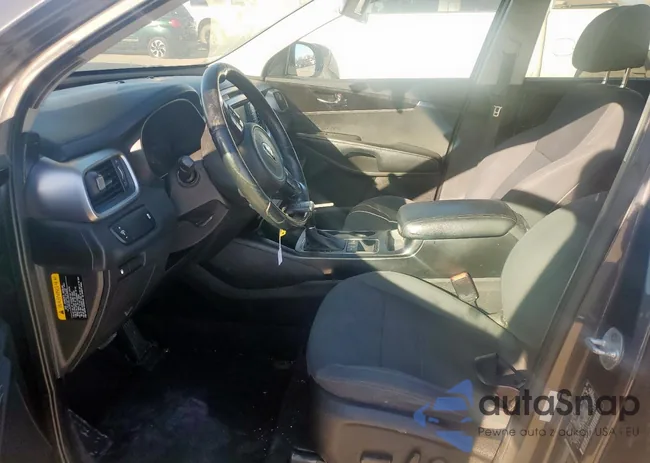 5XYPG4A36HG211042: 48977085