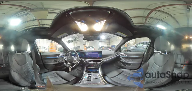 WBY33AW00PFP81013: 50048355