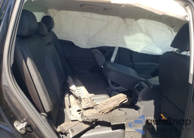 3VV2B7AX1JM204281: 50607015