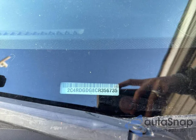 2C4RDGDG8CR356735: 49868355