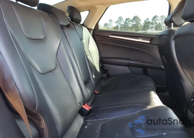 3FA6P0D95LR133703: 49888625