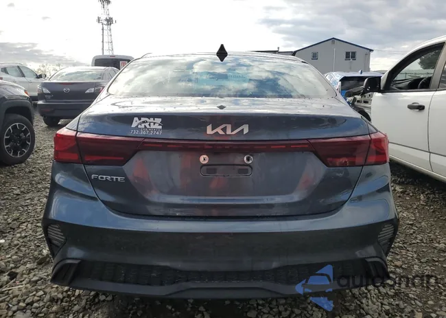 3KPF24AD2PE604910: 47443235