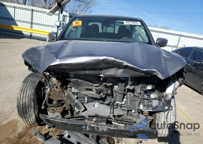 1N6ED1EJ7PN638273: 49276655