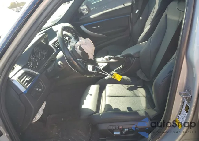 WBA8B9G37HNU52394: 50042165