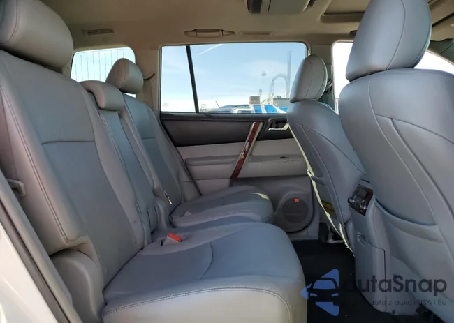 5TDYK3EH5BS047036: 49486685