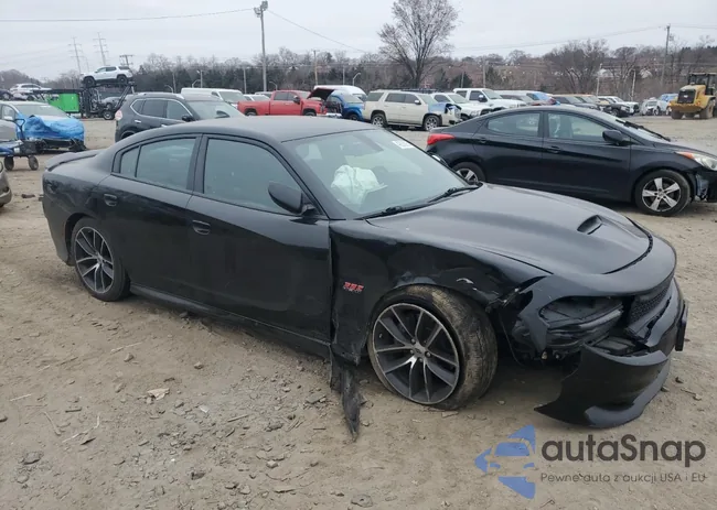 2C3CDXGJ8JH273018: 49205885