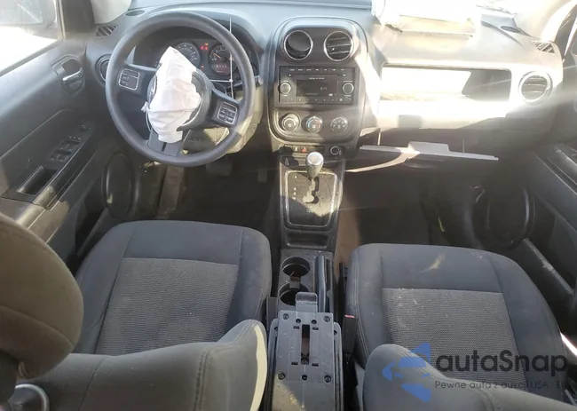 1C4NJDBB6ED774214: 48917335